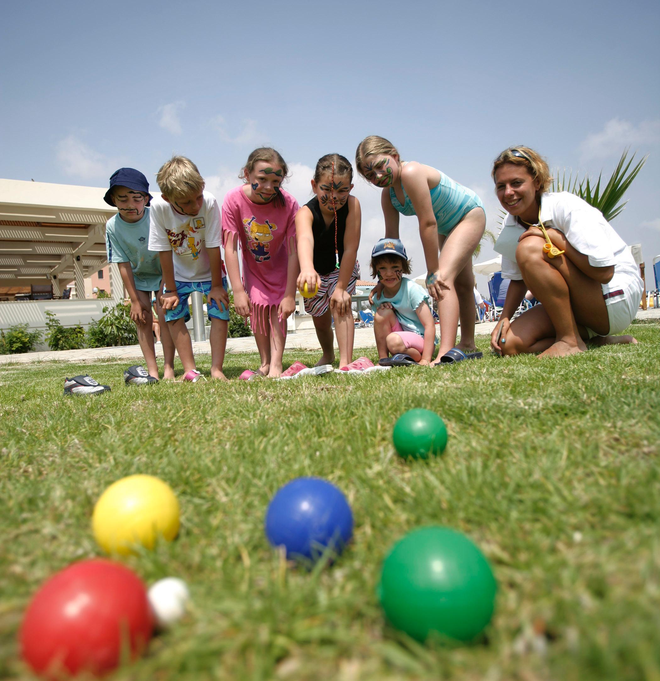 Avanti Holiday Village Paphos Exterior photo